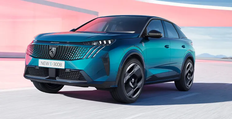 PEUGEOT(プジョー) / Peugeot E‑3008(フランス)